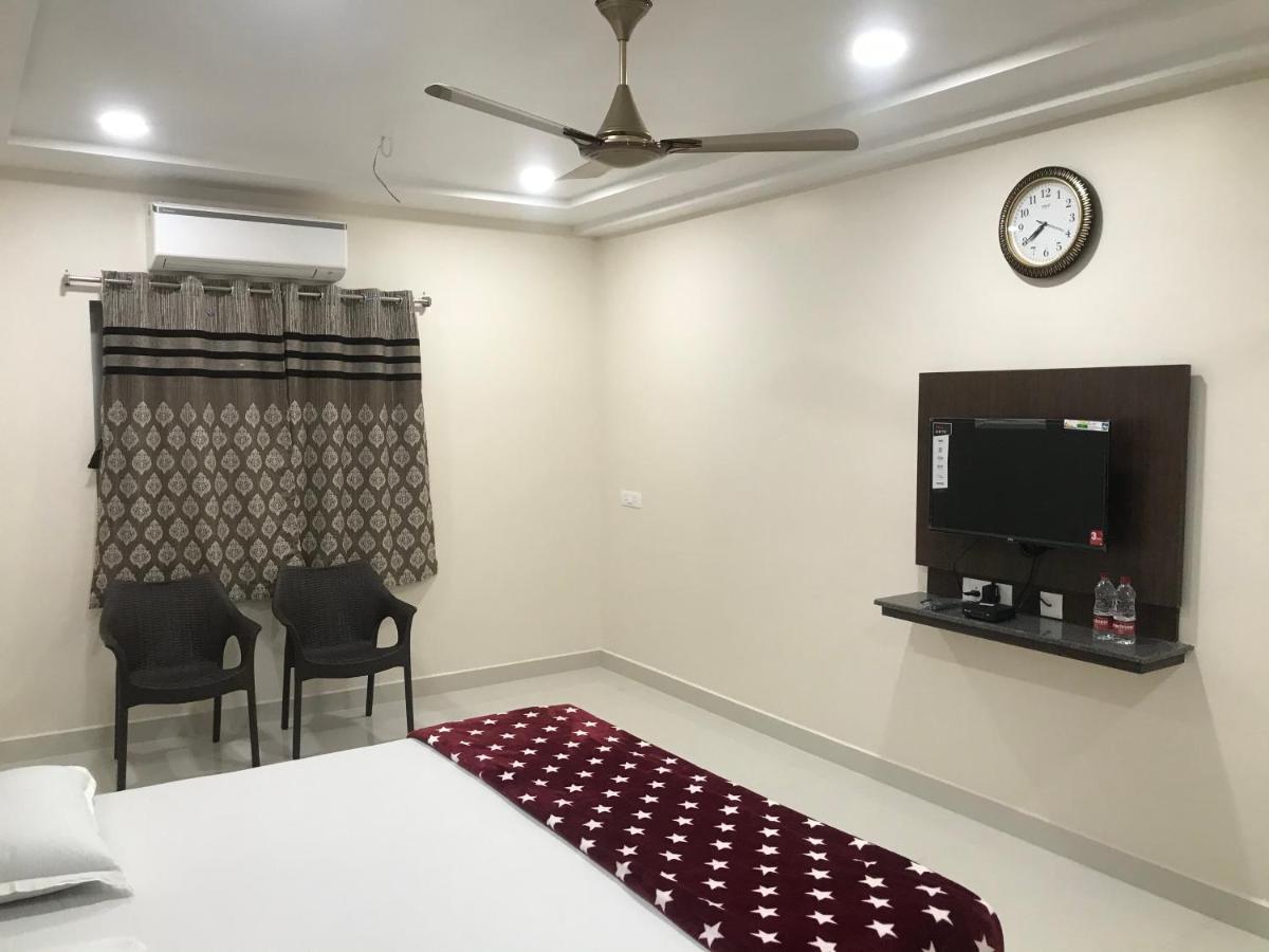 Hotel Sri Krishna Residency Eluru Exterior foto