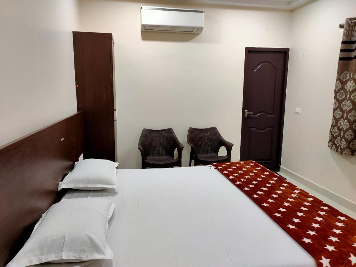Hotel Sri Krishna Residency Eluru Exterior foto